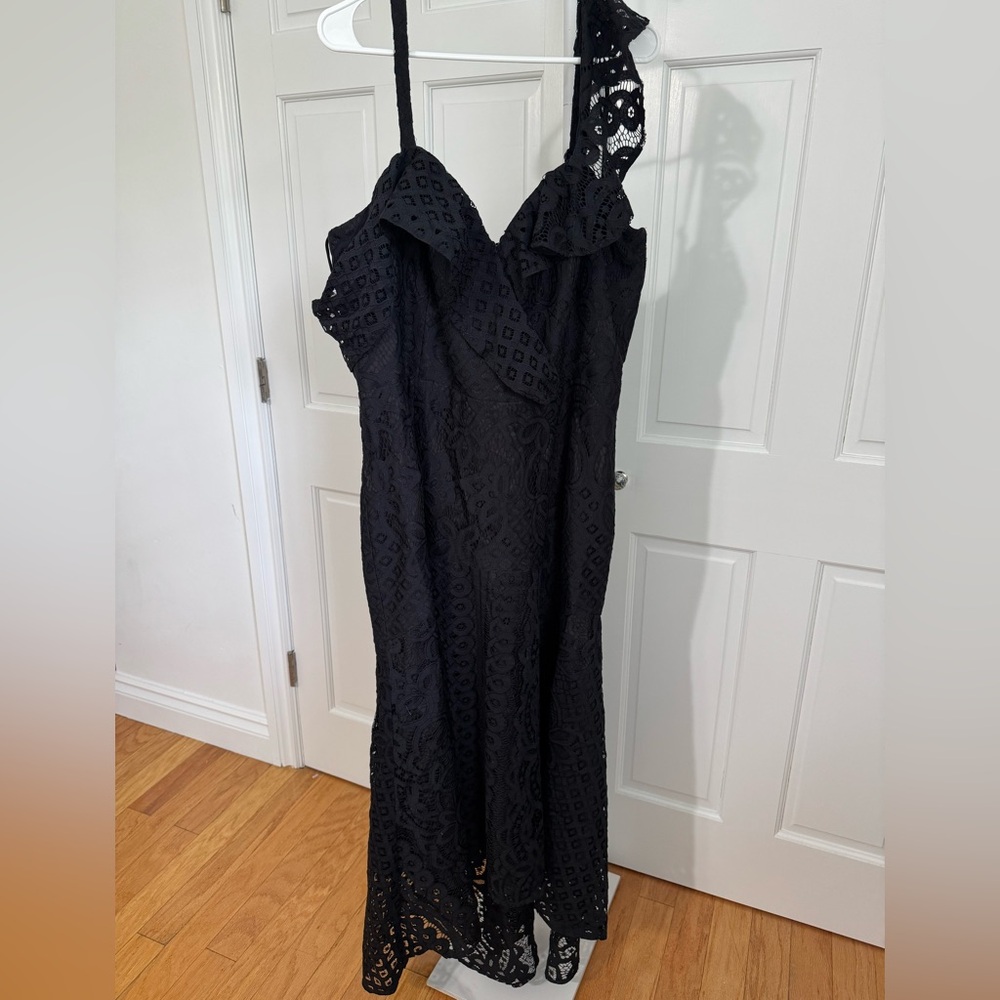 NWT City Chic Femme Fatale Lace Maxi Dress Size 18 - Picture 3 of 4